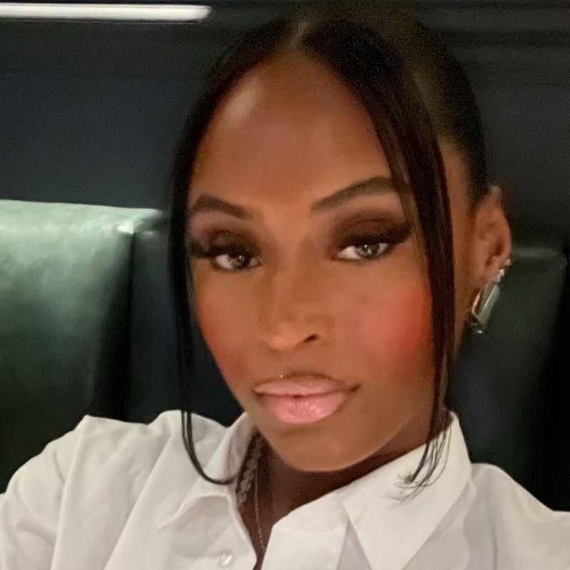 Yasmin Magna Marques V.